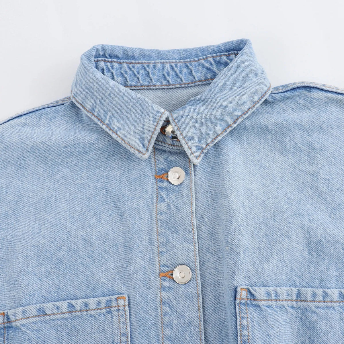 Combinaison Élégance en Denim Multicolore à Manches Courtes